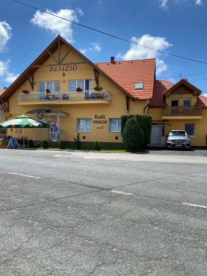Hotel Betli Panzió Zalaegerszeg Exterior foto